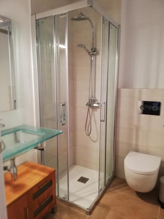 Gaudi Street Apartments Сиджес Экстерьер фото