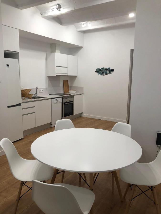 Gaudi Street Apartments Сиджес Экстерьер фото